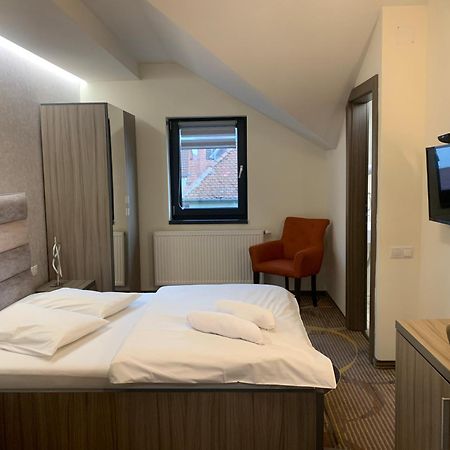 Hotel Stella Di Monte à Sibiu Extérieur photo