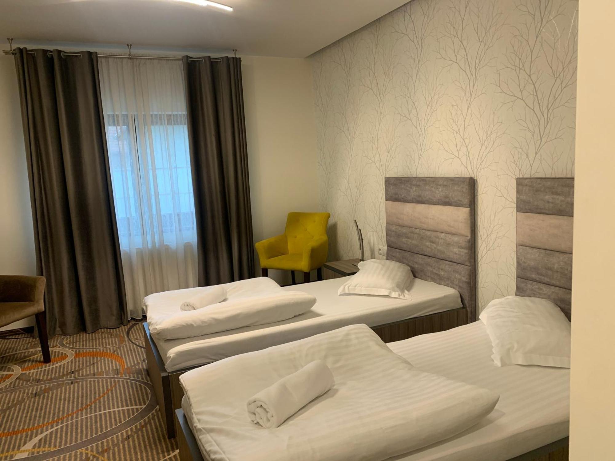 Hotel Stella Di Monte à Sibiu Extérieur photo